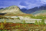 Устье реки Правый Ниткан, вид на долину реки Снежник